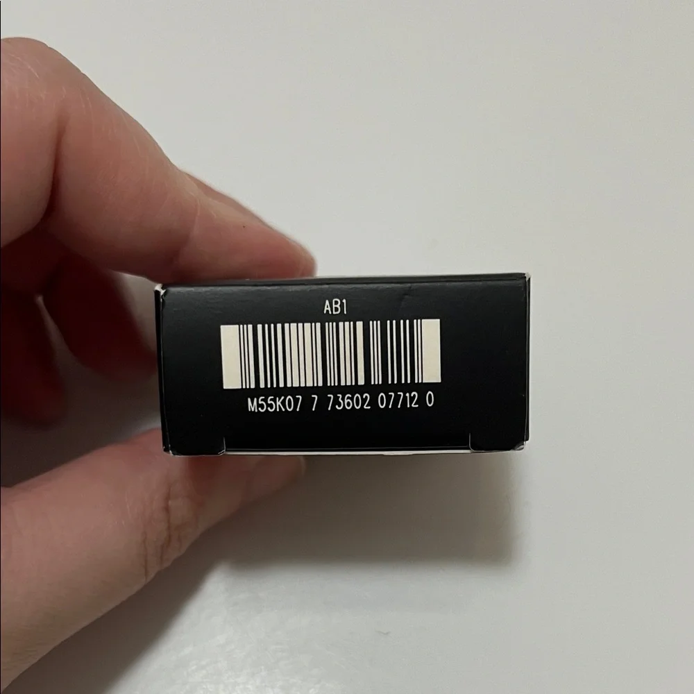 New MAC Cosmetics Eye Shadow - Expensive Pink Veluxe Pearl